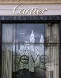 CARTIER SUR LES CHAMPS ELYSEES