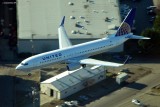 N76528 UAL-CONT 737