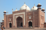 Mosque on the west side of the Taj Mahal complex