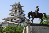 Imabari-jō and statue of Tōdō Takatora