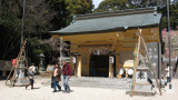 Auxiliary shrine hall