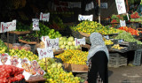 Fruit market in palestinian camp on the way to Saida