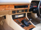 Radio upgrade in Jaguar XJS old type.JPG
