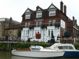 The Bell Hotel, Sandwich