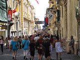 G10_0213.jpg Street scene - Triq Ir-Repubblika (Republic Street), Valletta - © A Santillo 2009