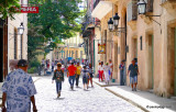 Calle Mecaderes,Armeria de Cuba, Old Havana, Cuba