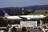 UNITED BOEING 767 400 ZRH RF 5K5A9529.jpg