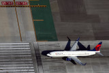 DELTA BOEING 737 800 LAX RF 5K5A4820.jpg