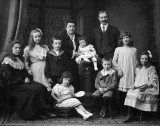 1906 - Maloney Family of Ireland