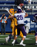 Queen's vs Western 06919 copy.jpg