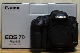 Canon EOS 7D Mark II (G) Digital, single-lens reflex, AF/AE camera with built-in flash