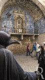 O Dr. Peste na Porta da Vila