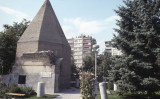 Konya Tacül Vezir mausoleum 022.jpg