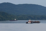 EE5A7149 Barges in both directions.jpg