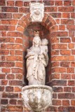 Westmeers 10 - staande Maria met Kind (koningin)