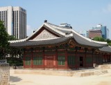 Seoul: inside Deoksugung Palace.