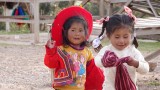 Children at road side stop outside Cusco