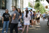 line outside of Grimaldis Pizzeria