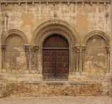 5038 The only Romanesque door