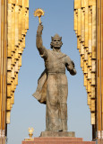 Statue of King Ismail Samani