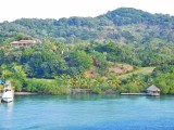 A nice property overlooking Mahogany Bay, Roatan