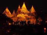 Kenrokuen Garden at night