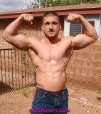 muscle jock flexing pics.jpg
