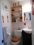 09 Bathroom 1.jpg