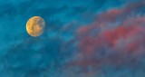 Clouded Moon At Sunrise DSCN19535