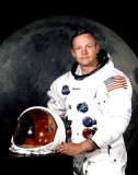 <strong>Neil Armstrong</strong>