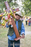 Carrying cross into the panten