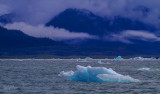 160706_Valdez_iceberg_mountain_cloud_1138m.jpg