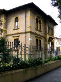 Older House Near the Beach<br />0722
