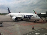 LOT Polish Airlines B787 at WAW (SP-LRE)
