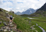 Lush green glacial valley to the Neue Regensburger Hutte