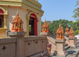 Wat Pak Thang Phra That Chedi Entrance (DTHCM2154)