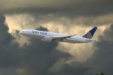 Chicago_IL_UAL_B777_N777UA_219_HNL_52717_946_AM_JPEG_1.jpg