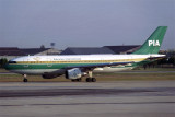PAKISTAN INTERNATIONAL AIRBUS A300 BKK RF 359 32.jpg