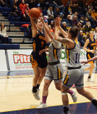 Queens vs Laurentian 02368 copy.jpg