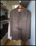 Hemingways War-correspondent uniform