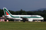 ALITALIA AIRBUS A319 GVA RF IMG_5416.jpg