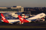 QANTAS BOEING 747 400 SYD RF IMG_9737.jpg
