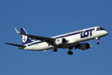 LOT EMBRAER 190 AMS RF 5K5A2175.jpg