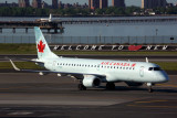 AIR CANADA EMBRAER 190 LGA RF 5K5A0062.jpg