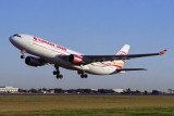 CANADA 3000 AIRBUS A330 200 BNE RF 1490 9.jpg