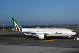 ALITALIA BOEING 777 200 FCO RF 5K5A1012.jpg