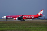 AIR ASIA X AIRBUS A330 300 KUL RF 5K5A7965.jpg