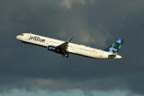 JET_BLUE_AIRBUS_A321_JFK_RF_5K5A4456.jpg