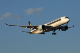 SINGAPORE AIRLINES AIRBUS A350 900 MEL RF 002A0384.jpg