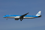 KLM CITY HOPPER EMBRAER E195 E2 FCO RF 002A2833.jpg